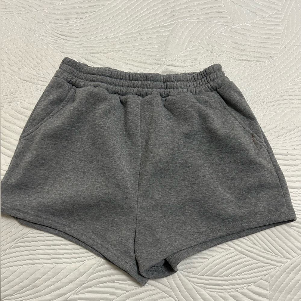 Gray shorts